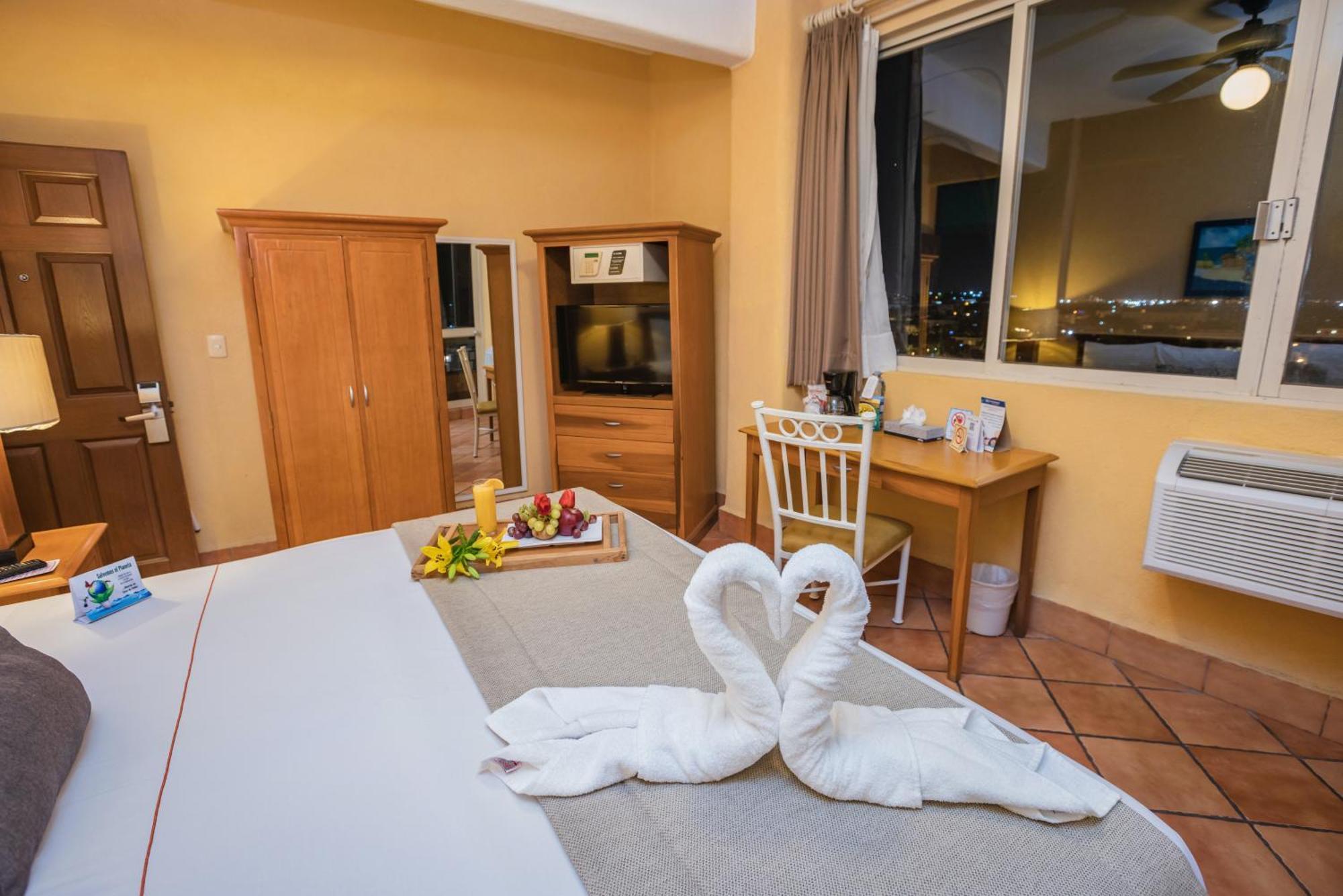 Best Western Posada Freeman Mazatlán Εξωτερικό φωτογραφία