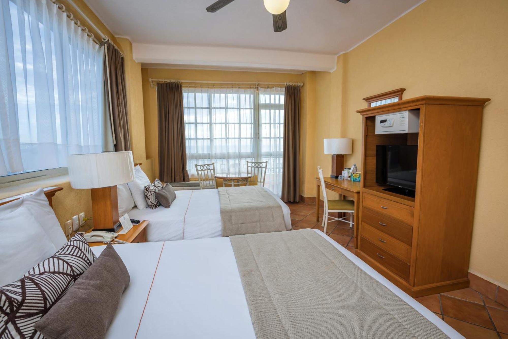 Best Western Posada Freeman Mazatlán Εξωτερικό φωτογραφία
