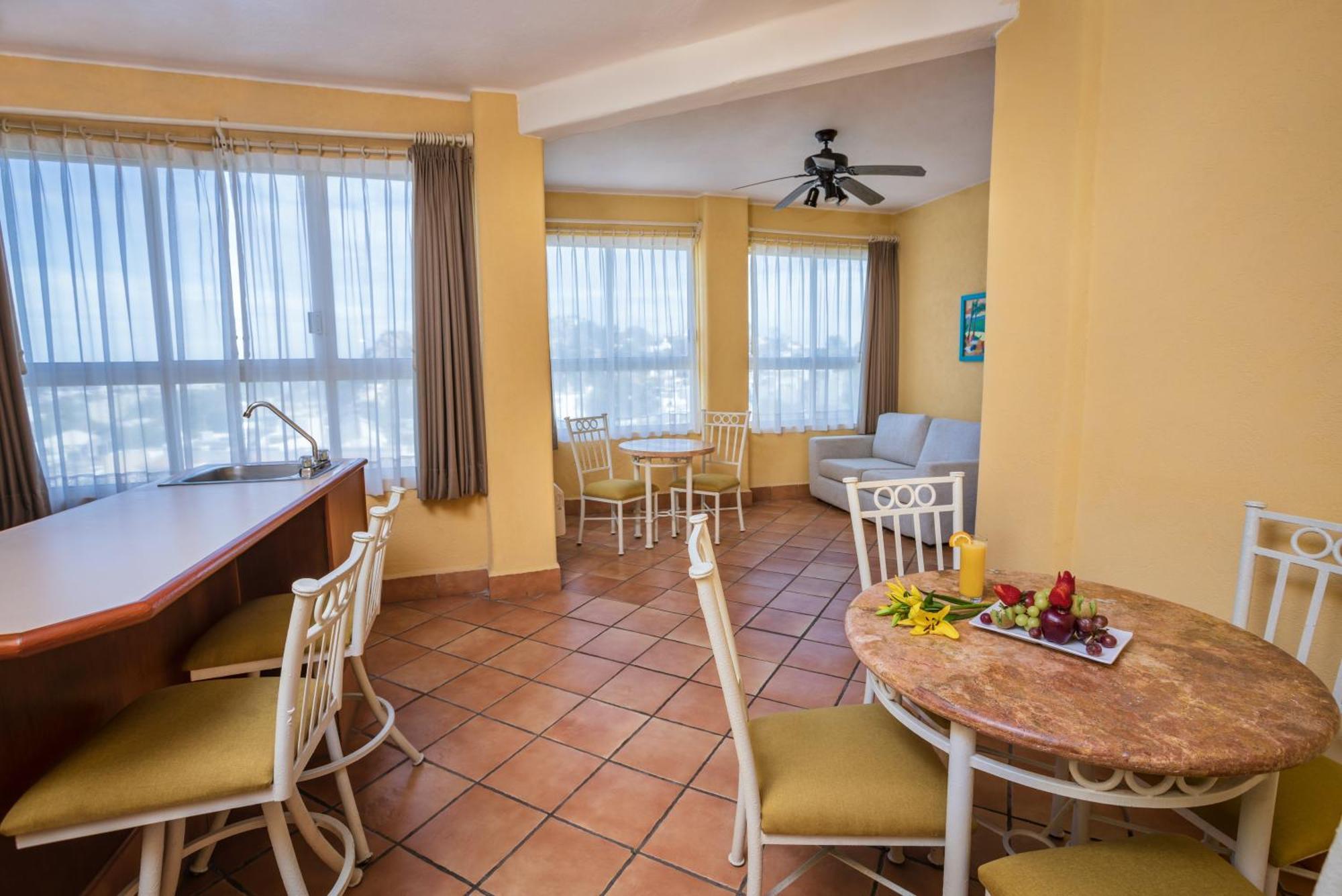 Best Western Posada Freeman Mazatlán Εξωτερικό φωτογραφία