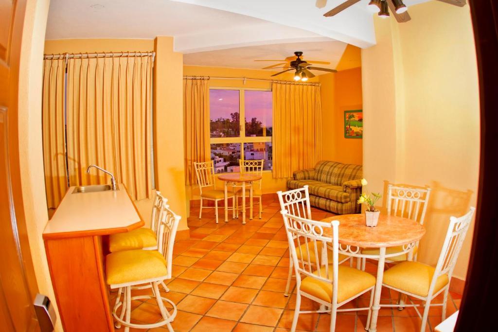 Best Western Posada Freeman Mazatlán Εξωτερικό φωτογραφία