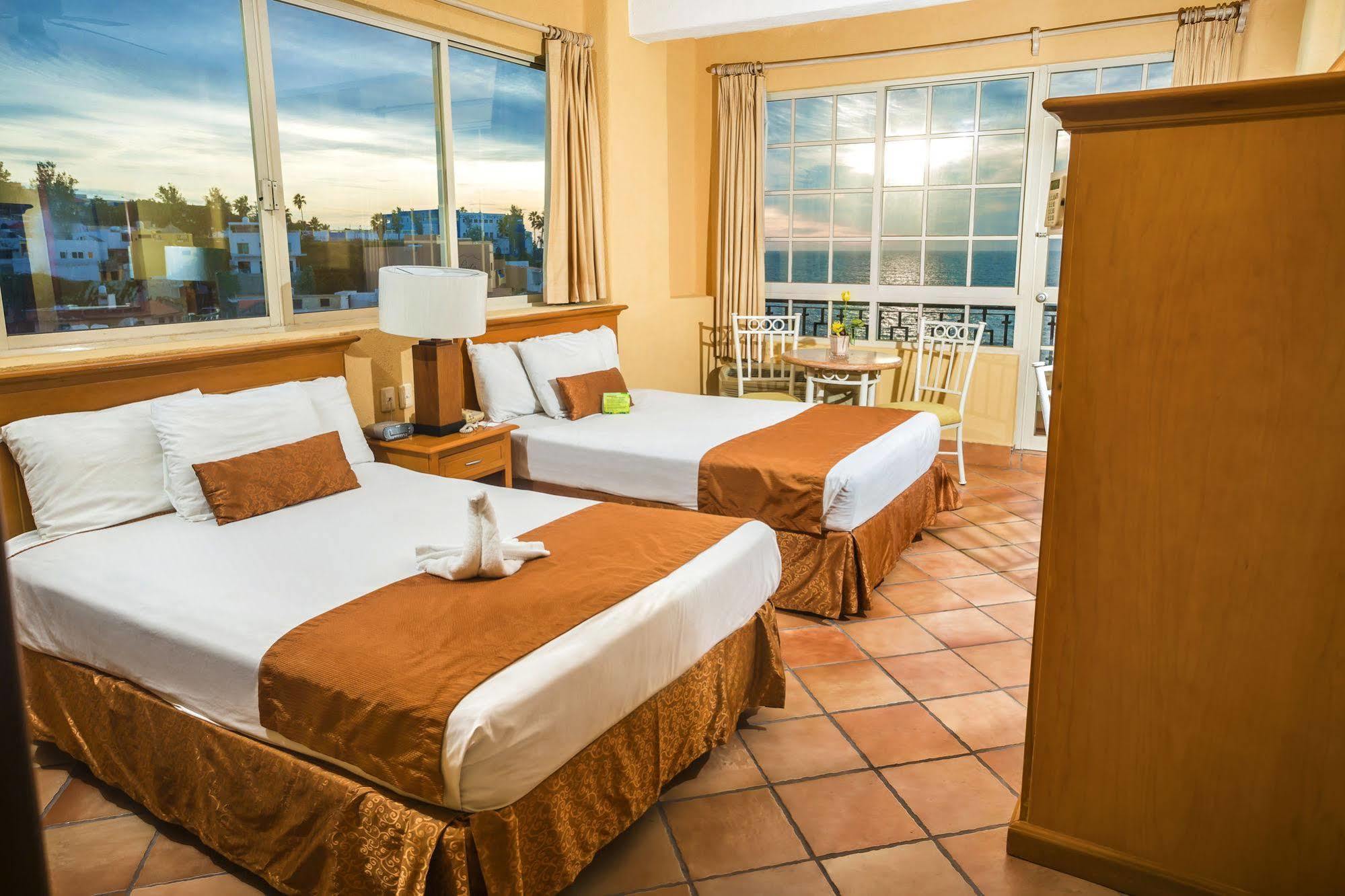 Best Western Posada Freeman Mazatlán Εξωτερικό φωτογραφία
